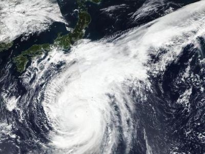 Тайфун "Хагибис" над Японией. Снимок из космоса: 360tv.ru