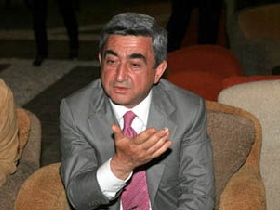 Серж Саркисян. Фото с сайта www.mn.ru