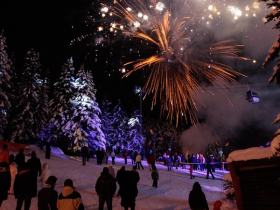 Новый год в Куршевеле. Фото: baza-artistov.ru