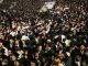 Тысячи ультраортодоксальных евреев празднуют Лаг ба-Омер на горе Мерон на севере Израиля 29 апреля 2021 года. Фото: David Cohen/Flash90